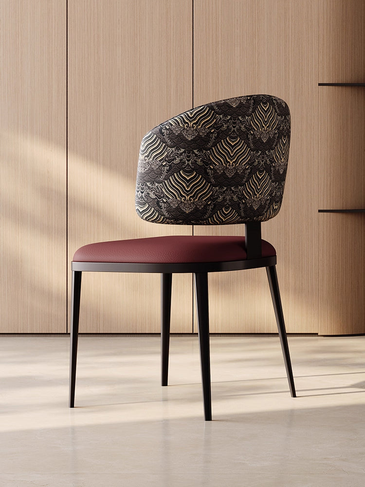 Modern metal dining chairs are light and luxurious